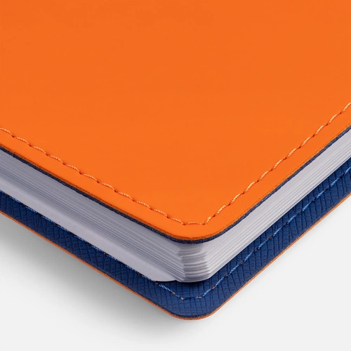 Ежедневник Spring Shall, недатированный, оранжевый Ежедневник Spring Shall, недатированный, оранжевый