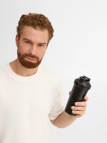 Спортивный шейкер Shake It Easy, черный Спортивный шейкер Shake It Easy, черный