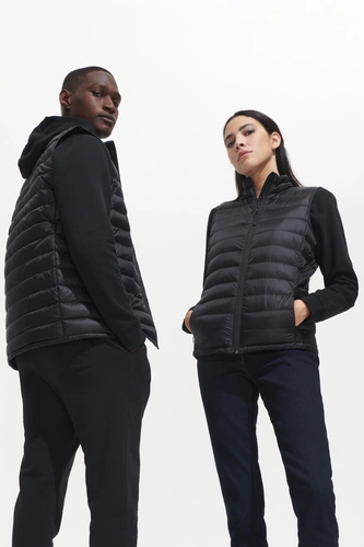 Жилет мужской Wilson BW Men, черный Жилет мужской Wilson BW Men, черный