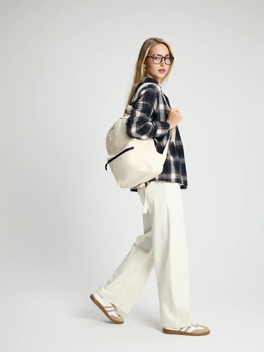 Рюкзак Stroll, неокрашенный с черным Рюкзак Stroll, неокрашенный с черным