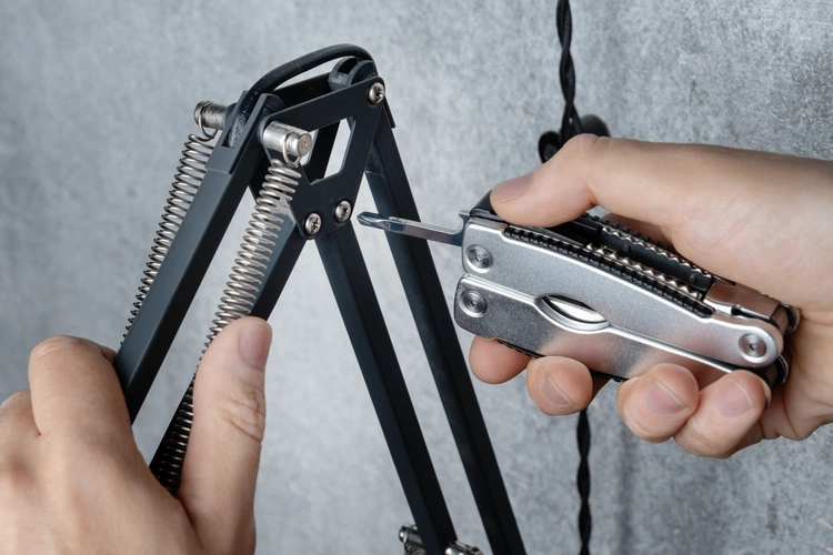 Мультитул Scout, серебристый Мультитул Scout, серебристый