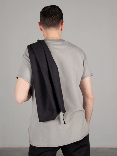 Спортивное полотенце Atoll Medium, черное Спортивное полотенце Atoll Medium, черное