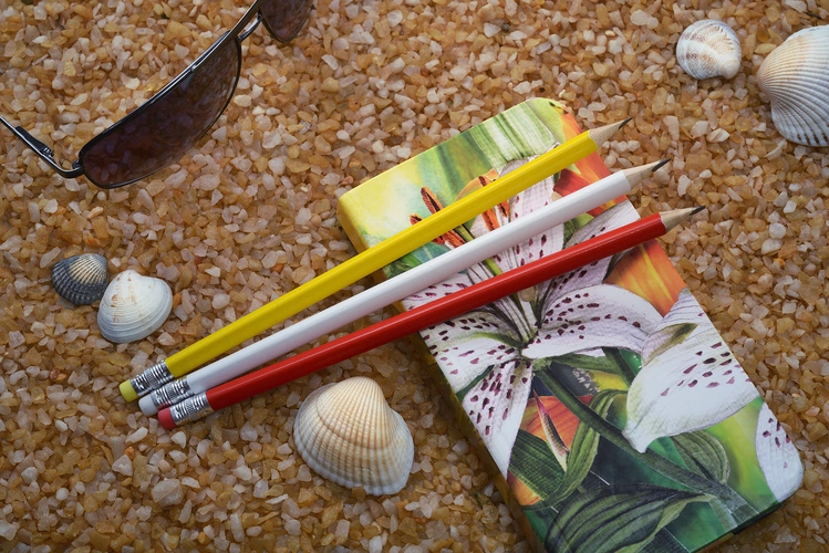 Карандаш простой Triangle с ластиком, синий Карандаш простой Triangle с ластиком, синий