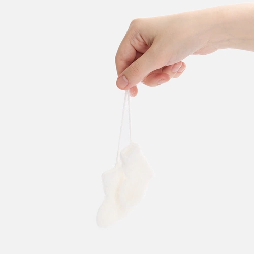 Подвеска на елку «Вьюжка», носочки, белая Подвеска на елку «Вьюжка», носочки, белая