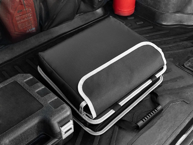 Органайзер в багажник с сумкой-холодильником Arranger, черный с серым Органайзер в багажник с сумкой-холодильником Arranger, черный с серым