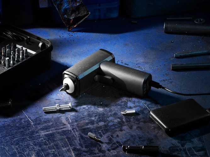 Отвертка аккумуляторная Propeller, черная Отвертка аккумуляторная Propeller, черная