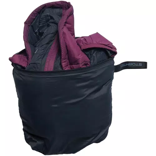 Куртка компактная женская Stavanger, черная Куртка компактная женская Stavanger, черная