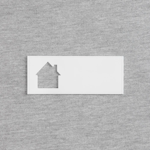 Лейбл из ПВХ с вырубкой «Дом», белый Лейбл из ПВХ с вырубкой «Дом», белый