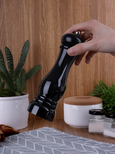 Механическая мельница для специй Gambit, черная Механическая мельница для специй Gambit, черная