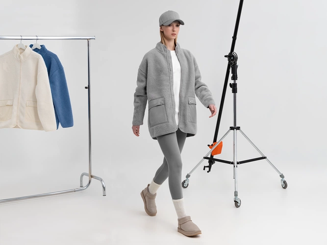 Куртка унисекс Oblako, светло-серая Куртка унисекс Oblako, светло-серая