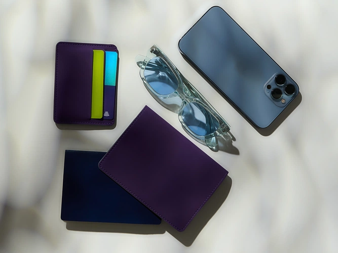 Чехол для карточек Shall Simple, фиолетовый Чехол для карточек Shall Simple, фиолетовый