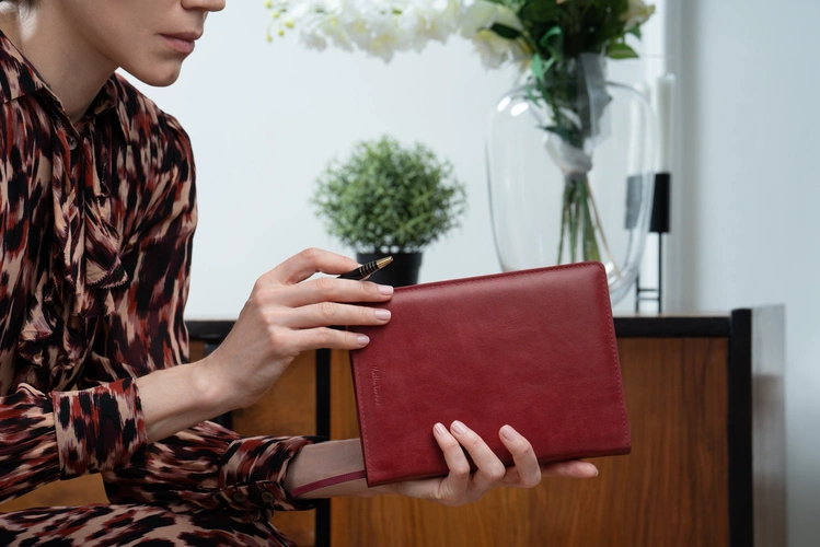 Ежедневник Termini, недатированный, темно-красный Ежедневник Termini, недатированный, темно-красный