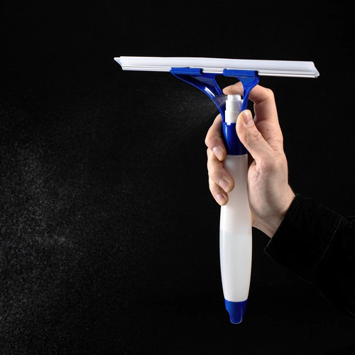 Водосгон с распылителем PolishUp, синий Водосгон с распылителем PolishUp, синий