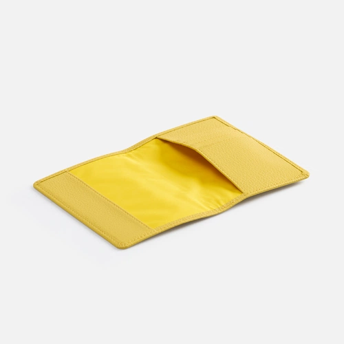 Обложка для паспорта Unison, желтая Обложка для паспорта Unison, желтая