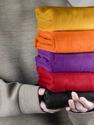 Флисовый плед Warm&Peace, желтый Флисовый плед Warm&Peace, желтый