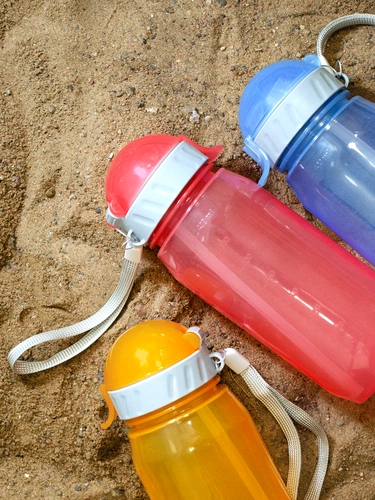 Бутылка для воды Aquarius, красная Бутылка для воды Aquarius, красная