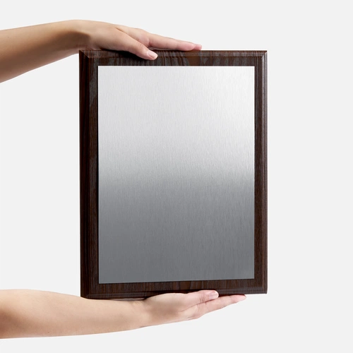 Плакетка Plaque XL, венге с серебристой пластиной Плакетка Plaque XL, венге с серебристой пластиной