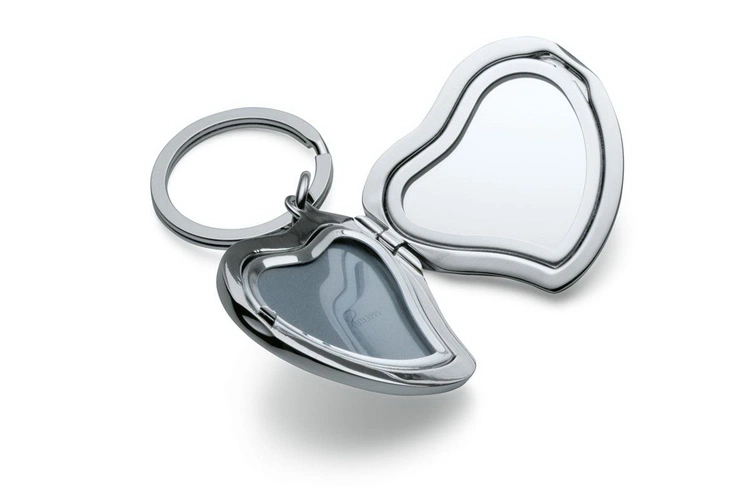 Брелок-медальон Heart Брелок-медальон Heart