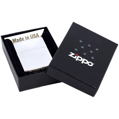 Зажигалка Zippo Classic High Polish, серебристая Зажигалка Zippo Classic High Polish, серебристая
