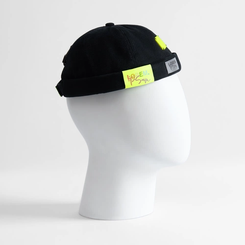 Кепка без козырька Marinero, черная с кастомизацией Кепка без козырька Marinero, черная с кастомизацией