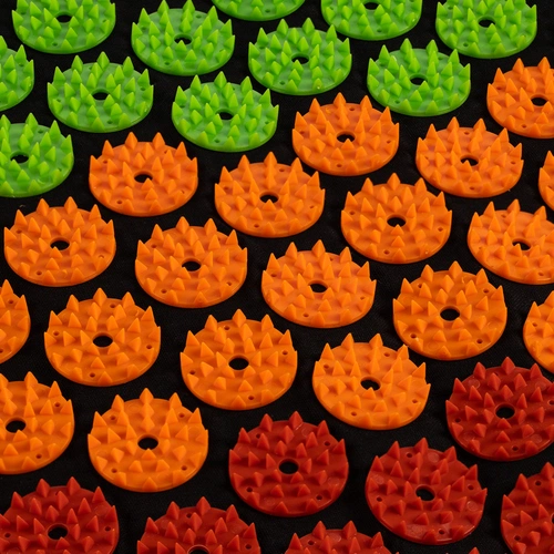 Массажный акупунктурный коврик с валиком Iglu, разноцветный Массажный акупунктурный коврик с валиком Iglu, разноцветный