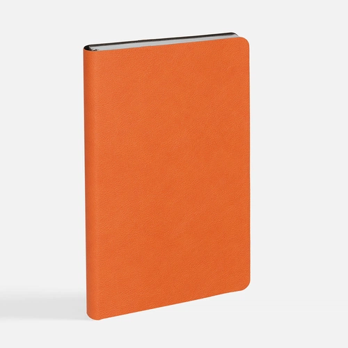 Ежедневник Petrus, недатированный, оранжевый Ежедневник Petrus, недатированный, оранжевый