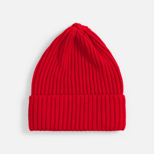 Шапка Yong, ярко-красная Шапка Yong, ярко-красная