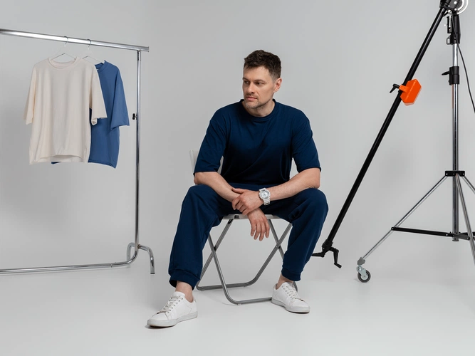 Футболка оверсайз Vozduh 2.0, черная Футболка оверсайз Vozduh 2.0, черная