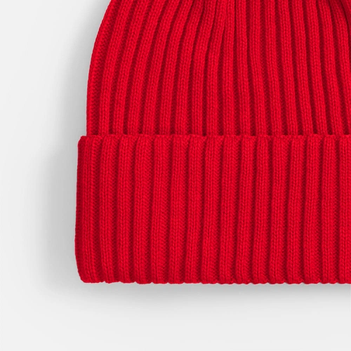 Шапка Yong, ярко-красная Шапка Yong, ярко-красная