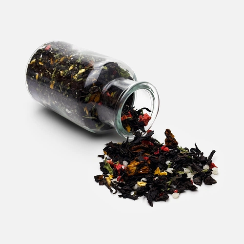 Чай «Сокочай», черный с соком ананаса, клубникой, мятой, медом и лимоном Чай «Сокочай», черный с соком ананаса, клубникой, мятой, медом и лимоном