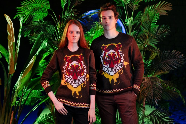 Джемпер Totem Tiger, коричневый Джемпер Totem Tiger, коричневый