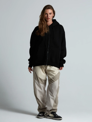 Толстовка унисекс оверсайз Zippy, черная Толстовка унисекс оверсайз Zippy, черная