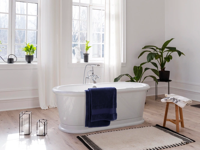 Полотенце Meliora, большое, темно-синее Полотенце Meliora, большое, темно-синее