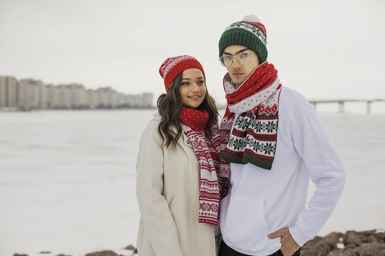 Шарф Happy View, красный с синим Шарф Happy View, красный с синим