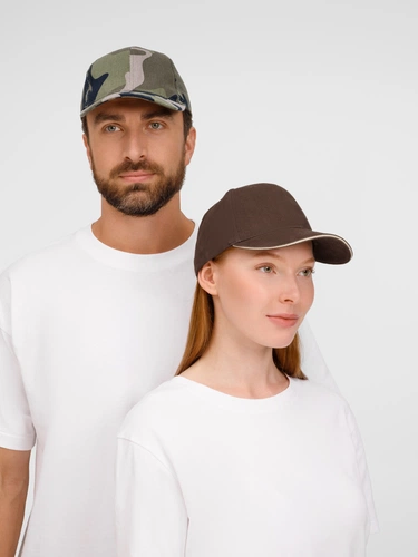 Бейсболка Buffalo, коричневая с бежевым Бейсболка Buffalo, коричневая с бежевым