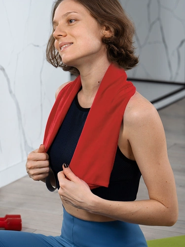 Спортивное полотенце Vigo Small, красное Спортивное полотенце Vigo Small, красное