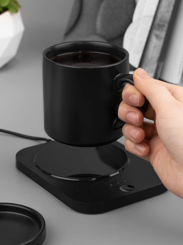 Кружка с подогревом и беспроводной зарядкой dualBase plus, черная Кружка с подогревом и беспроводной зарядкой dualBase plus, черная