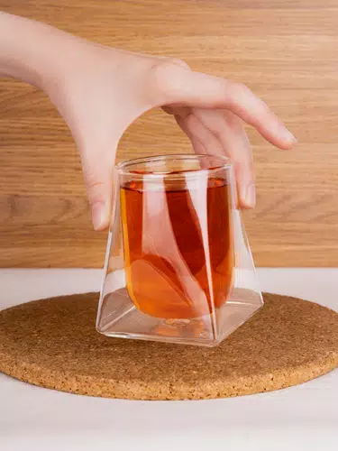 Стакан с двойными стенками Quadroni Стакан с двойными стенками Quadroni