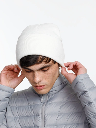 Шапка Urban Flow, молочно-белая Шапка Urban Flow, молочно-белая