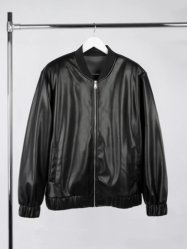Бомбер из искусственной кожи Univer, черный Бомбер из искусственной кожи Univer, черный