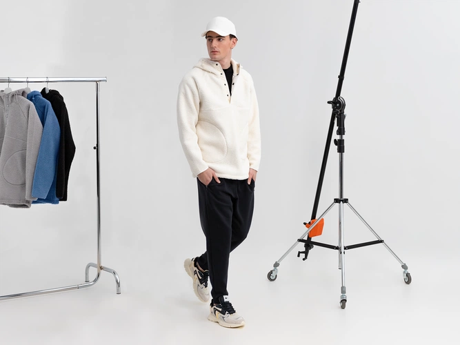 Анорак унисекс Oblako, молочно-белый Анорак унисекс Oblako, молочно-белый