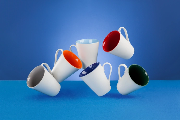 Кружка New Bell матовая, белая с синим Кружка New Bell матовая, белая с синим