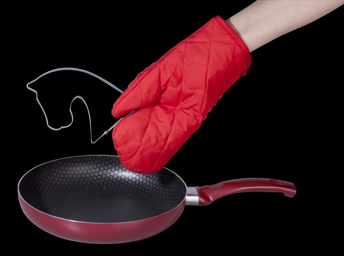 Универсальная форма для готовки «Сделай ход конем» Универсальная форма для готовки «Сделай ход конем»