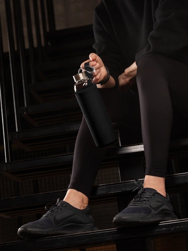 Бутылка для воды Sleeve Ace, черная Бутылка для воды Sleeve Ace, черная