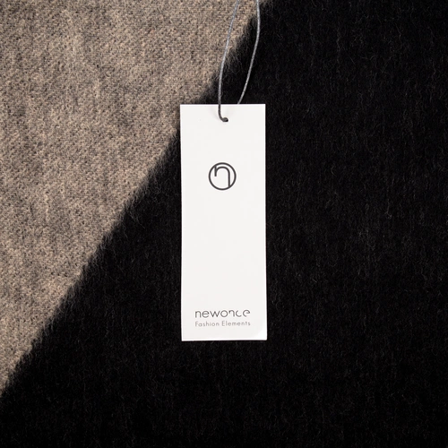 Шарф Charming, черный с бежевым Шарф Charming, черный с бежевым