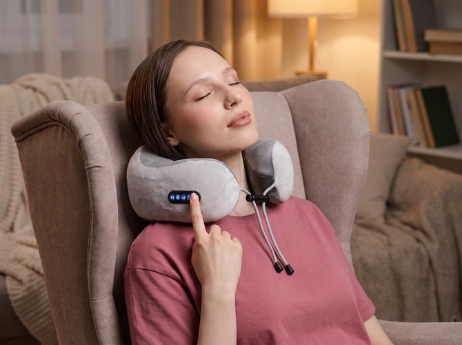 Дорожная подушка-массажер inRelax, ver.2, серая Дорожная подушка-массажер inRelax, ver.2, серая