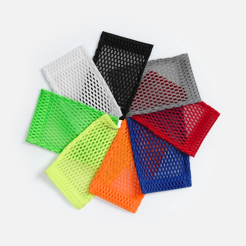 Шопер-конструктор Taga с белыми элементами Шопер-конструктор Taga с белыми элементами