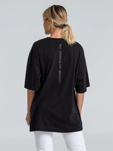 Футболка оверсайз «Внутренний Рим», черная Футболка оверсайз «Внутренний Рим», черная