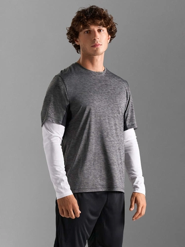 Футболка спортивная унисекс Storm, черная Футболка спортивная унисекс Storm, черная