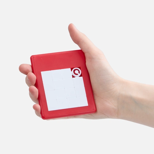 Головоломка «Пятнашки», красная Головоломка «Пятнашки», красная